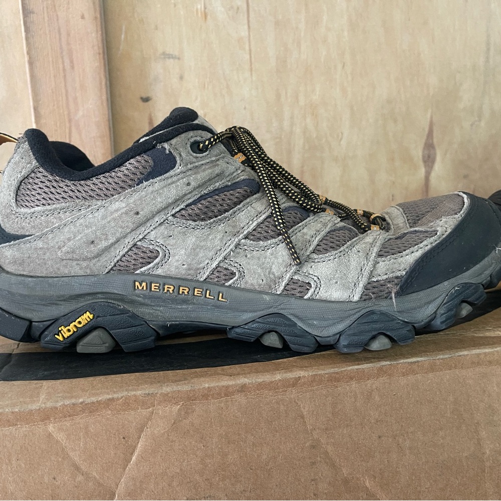Merrill hiking boots